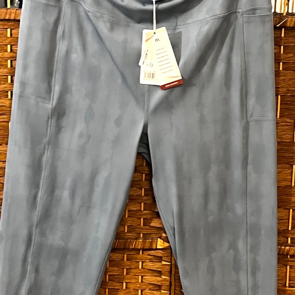 Travis Mathew Moveknit Bonded Legging / XL / NWT - Picture 15 of 16